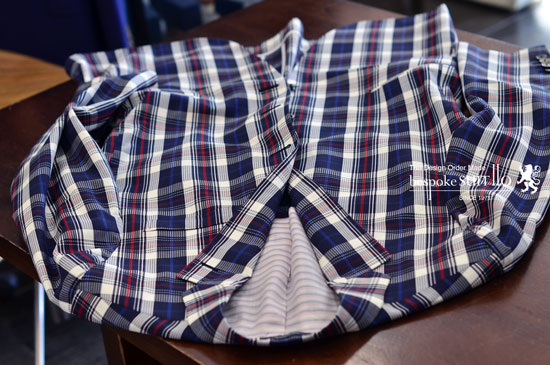 TESSITURA DI NOVARA（テッシトゥーラ・ディ・ノヴァラ）シルクサッカー bespokeSUIT110