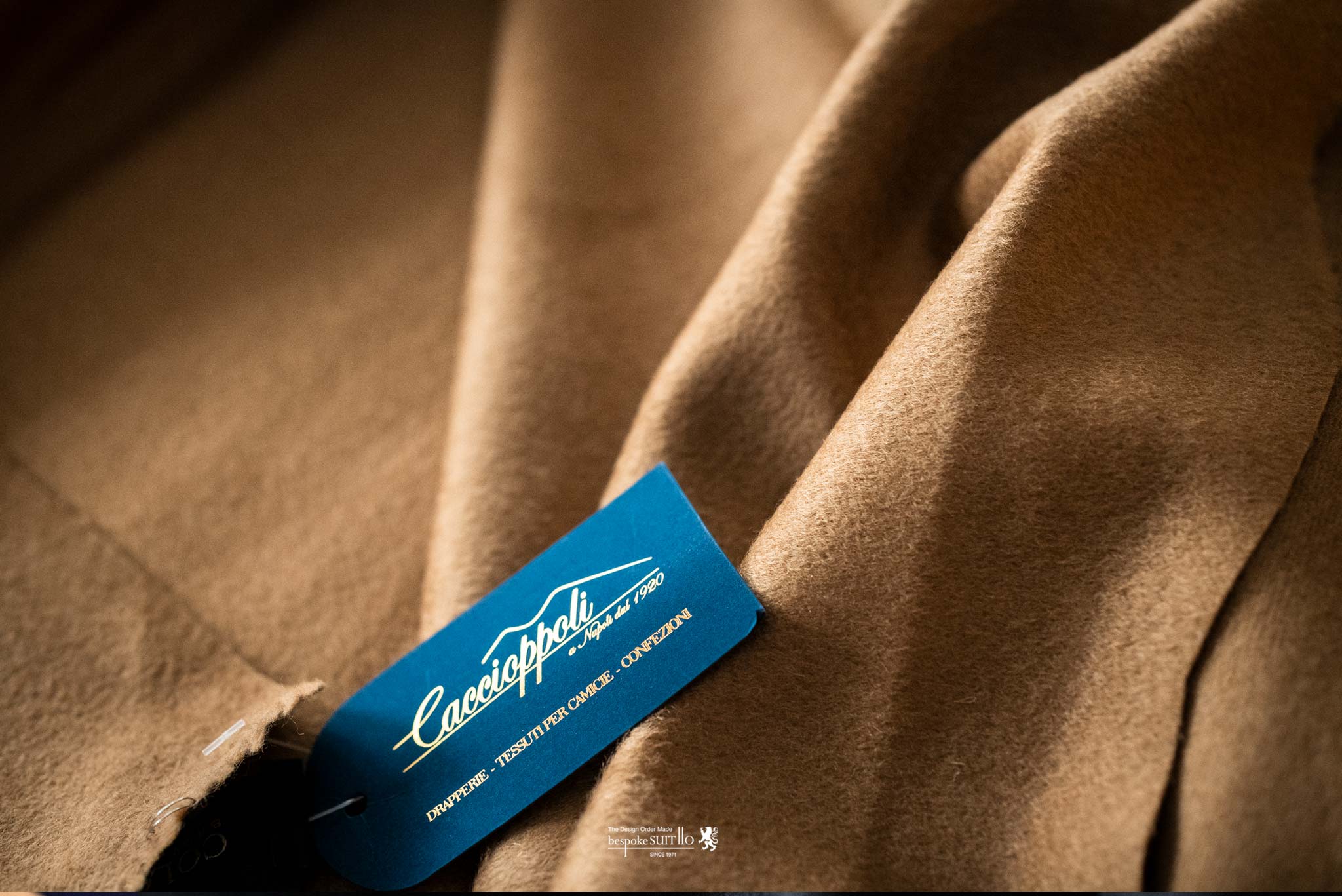 九州初！COL KOBE トランクショー開催のお知らせ！5/10金・11土,caccioppoli,カチョッポリ,ドーメル,dormeuil,エルメネジルド・ゼニア,ermenegildzegna,ベビーキャメル,col,kobe,トランクショー,trunkshow,handmade,ハンドメイド,いせ込み,ビスポーク,オーダーコート,マニカカミーチャ,2019aw,イタリア,ハンドメイド,オーダースーツ,オーダージャケット,誂え,紳士,オーダーメイド,福岡,黒崎,北九州,八幡西区,ビスポークスーツ１１０,bespokeSUIT110,bespokeSUITIIO,