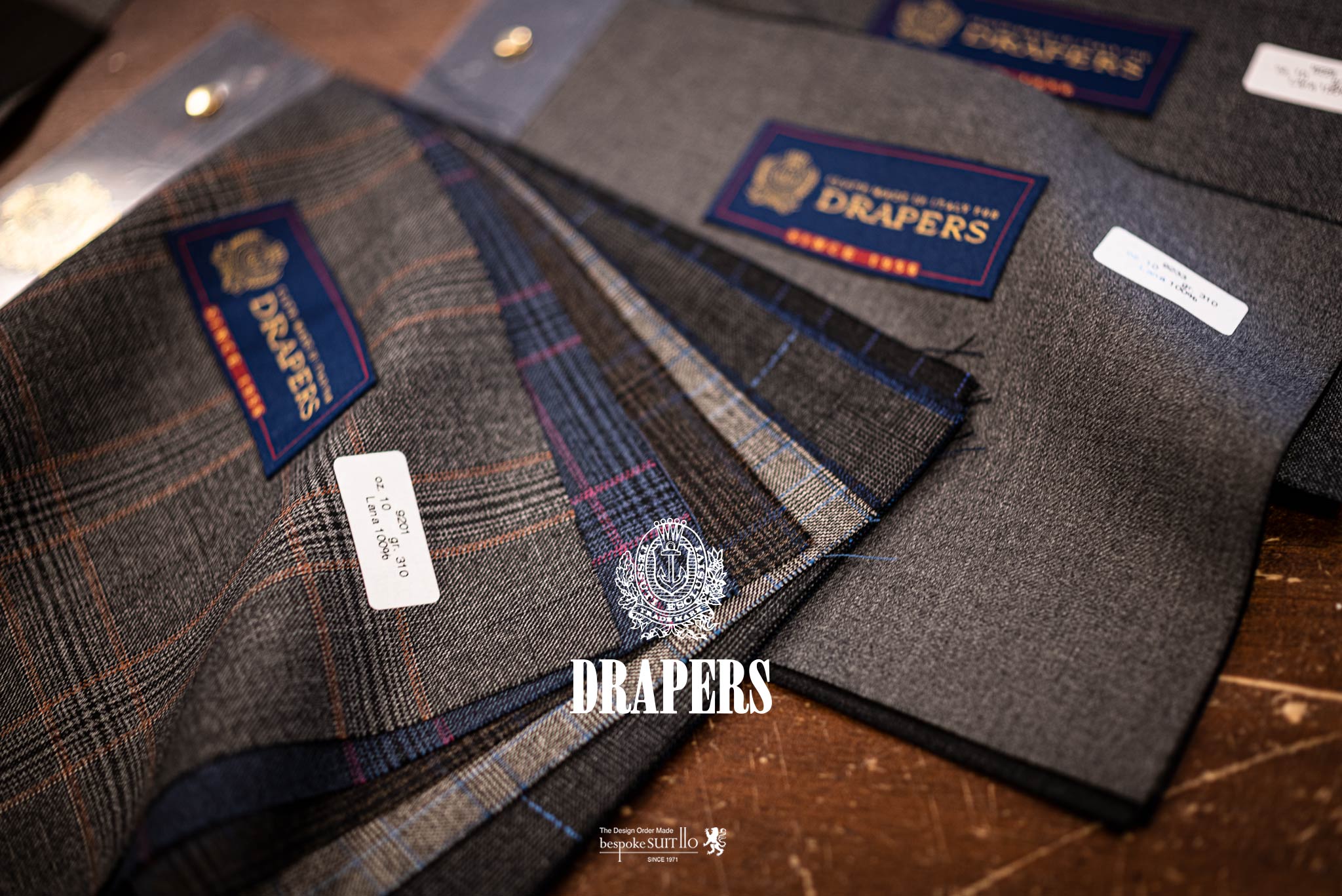 DRAPERS,ドラッパーズ,italy,イタリア,2019AW,コーディネート,オーダースーツ,menscoordinate,メンズコーディネート,mensfashion,メンズファッション,着こなし,福岡ファション,ブライダル,お洒落さんと繋がりたい,オーダースーツ,ordersuits,ドレスシャツオーダージャケット,orderJacket,オーダーベスト,oedervest,ビスポーク,bespoke,instagood,instadiary,instalike,instamood,instalove,instafollow,instapic,instaphoto,オーダーシャツ,オーダースーツ,背広,誂え,仕立,紳士,福岡,黒崎,小倉,北九州,八幡西区,ビスポークスーツ１１０,bespokeSUIT110,bespokeSUITIIO,suits,suitstil,Suitsstyle,mensstyl,