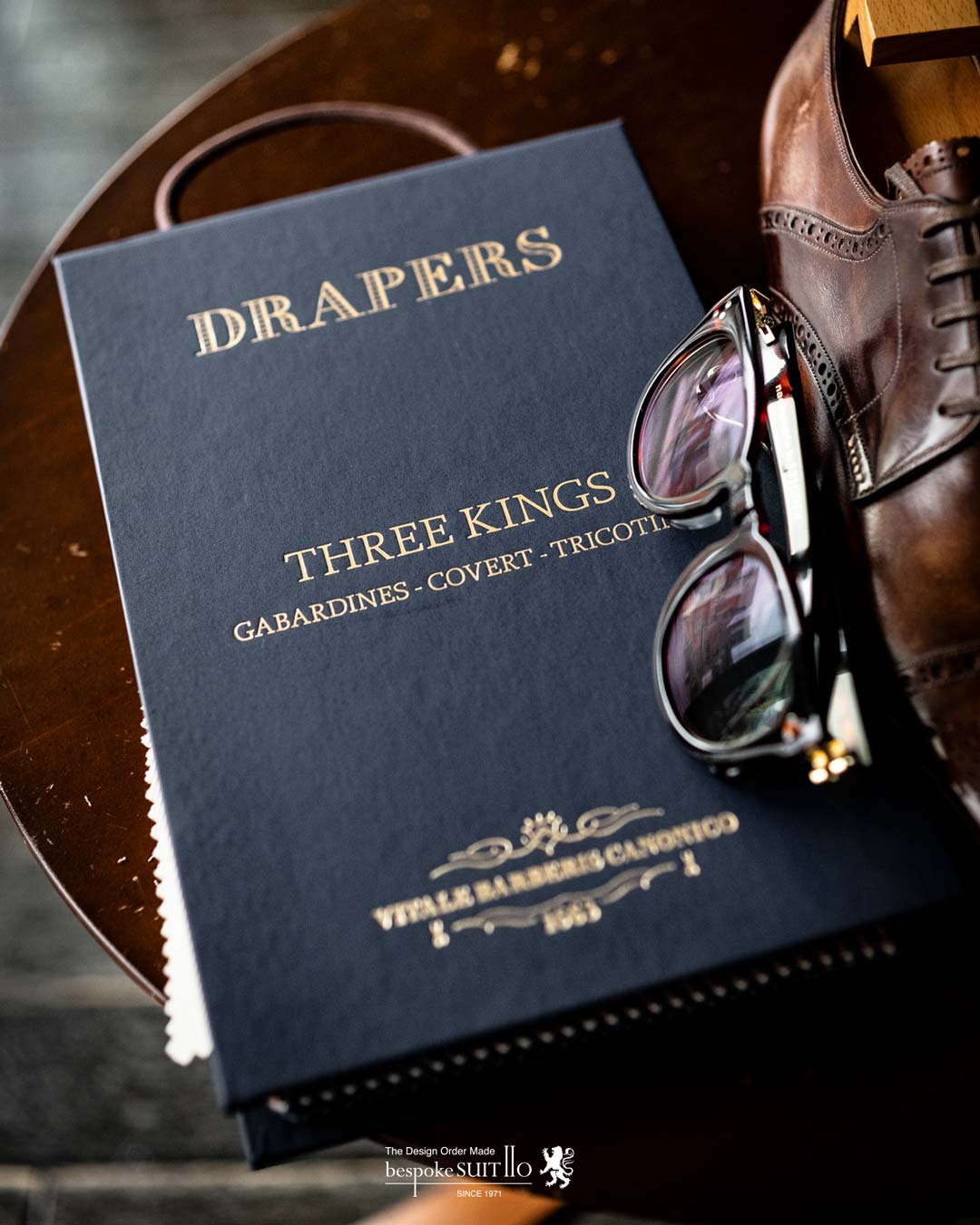 ★新柄入荷！2021SS DRAPERS（ドラッパーズ）/ ASCOT（アスコット）・MOHAIR（モヘア）・THREE KINGS（スリーキングス）,★新柄入荷！2021SS,DRAPERS,ドラッパーズ,ASCOT,アスコット,MOHAIR,モヘア,THREE KINGS,スリーキングス,CANONICO,カノニコ,madein ITALY,式服,英国,服地,suits,jacket,coat,Savile Row,背広,mensfashion,mensstyle,メンズコーディネート,mensfashion,メンズファッション,着こなし,福岡ファション,ブライダル,お洒落さんと繋がりたい,オーダースーツ,ordersuits,ドレスシャツ,オーダースーツ,オーダージャケット,orderJacket,オーダーベスト,oedervest,ビスポーク,bespoke,三ケ森,jhp,instagood,instadiary,instalike,instamood,instalove,instafollow,instapic,instaphoto,オーダージャケット,オーダーシャツ,オーダースーツ,背広,誂え,仕立,紳士,福岡,黒崎,小倉,北九州,八幡西区,ビスポークスーツ１１０,bespokeSUIT110,bespokeSUITIIO,suits,suitstil,Suitsstyle,mensstyl,