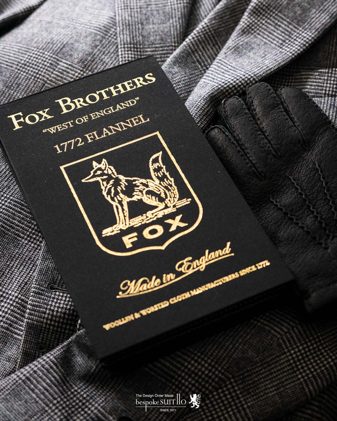 FOX BROTHERS,フォックス ブラザーズ,Collection,1772 FLANNEL(1772 フランネル）,90% WOOL & 10% CASHMERE 400/430gms,創業250 周年を迎えたフォックス ブラザーズの輝かしい歴史に加えられる、ラグジュアリーなメモリアルファブリック。カシミアフランネルのプレインカラーコレクションには、グレー、ブルー、ブラウン系の基本色の他に、多くのスペシャルカラーが編集されています。福岡県のオーダースーツ専門店 bspokeSUIT110
