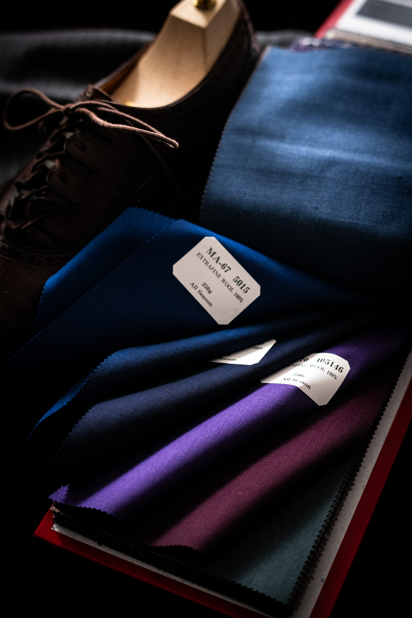 NEW2024入荷しました。,BIELLESI （ビエレッシ）,FABRIC MADE IN ITALY,2024 ALL SEASON,EXTRAFINE WOOL100% / 250g