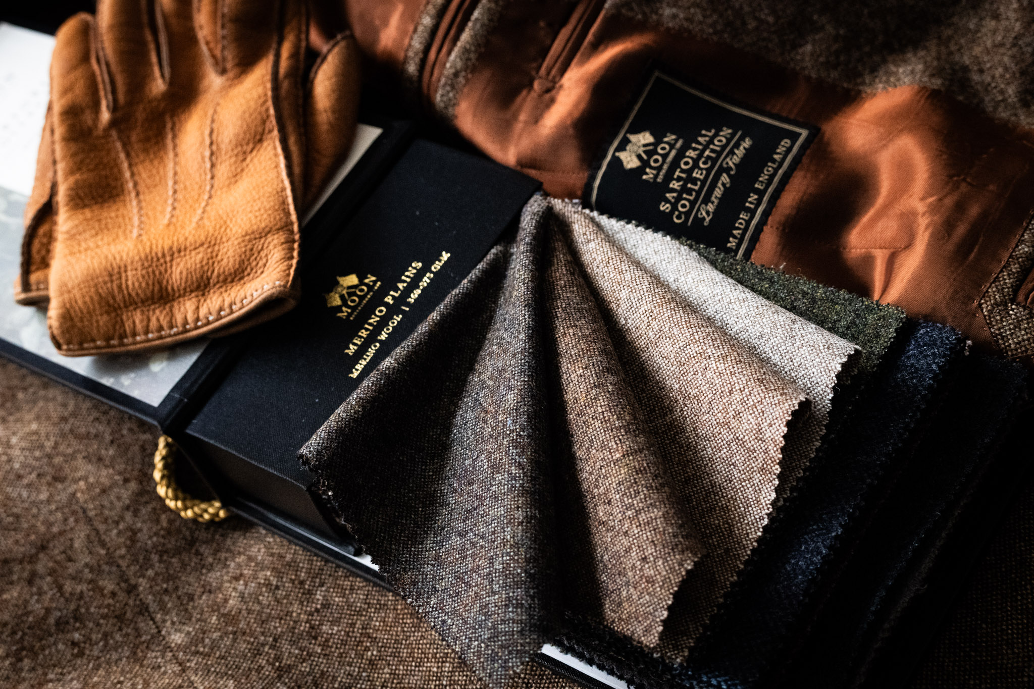 英国老舗MOON社のバンチブック「SARTORIAL COLLECTION MERINO PLAINS」