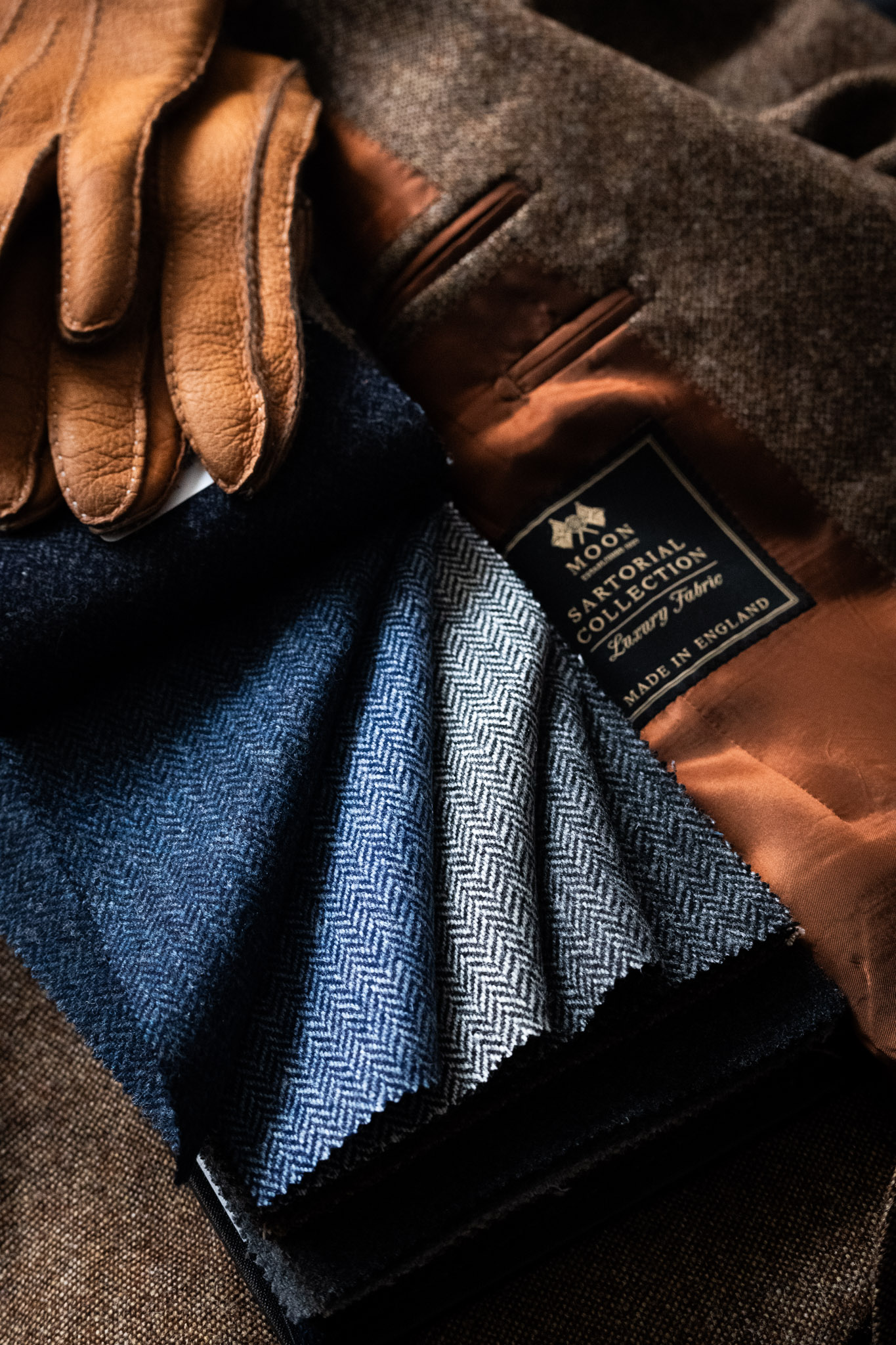 英国老舗MOON社のバンチブック「SARTORIAL COLLECTION MERINO PLAINS」